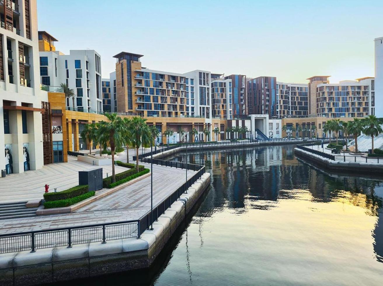 Grand Kingsgate Jaddaf Waterfront Hotel By Millennium Dubai Exterior photo